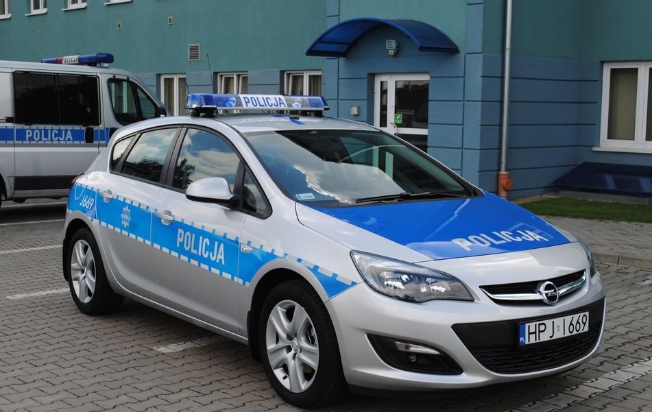 Oleska policja ma nowy radiowóz