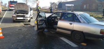 Wypadek w Młynach. Trzy osoby ranne