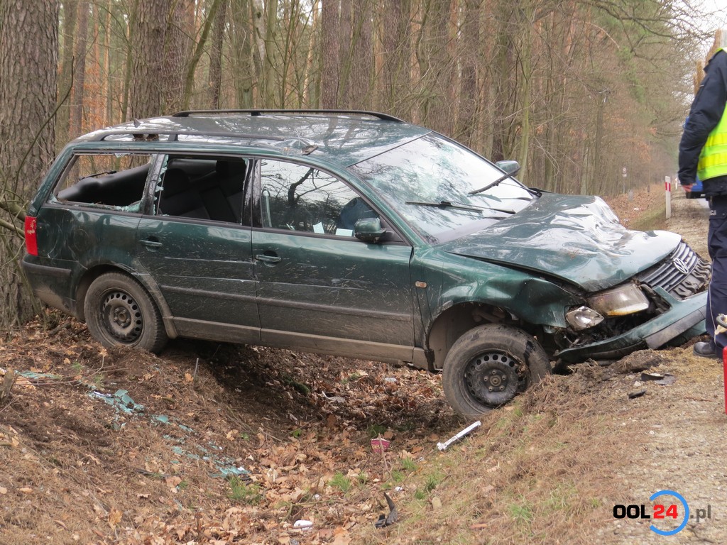Wypadek na trasie Olesno-Boroszów. Dwie osoby poszkodowane
