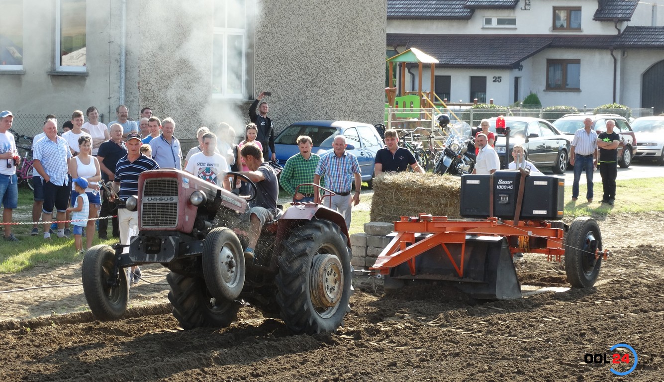 Niepowtarzalna impreza – Traktor Pulling w Jastrzygowicach