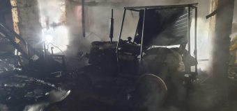 Strażacy kilka godzin walczyli z pożarem stodoły