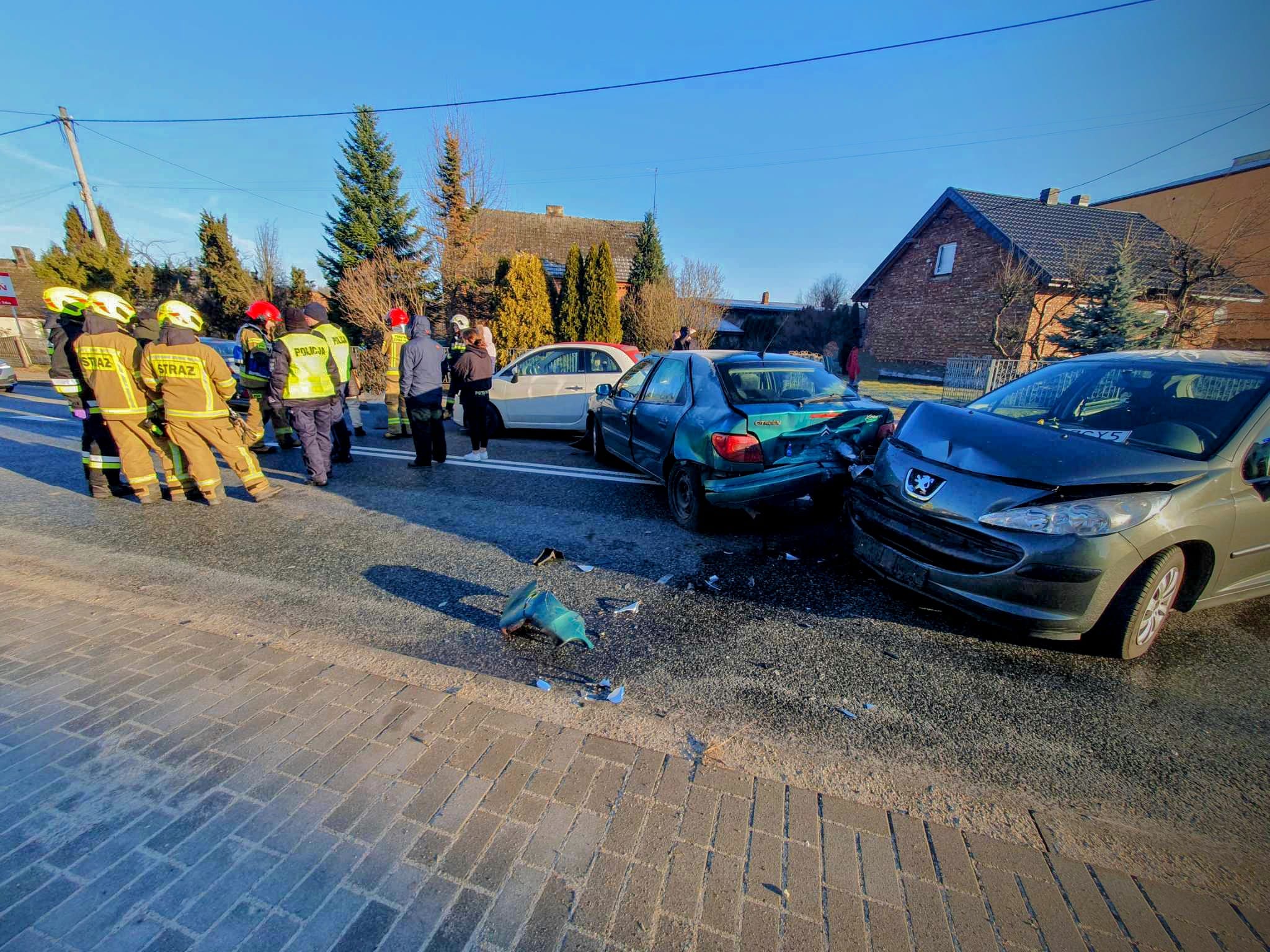 Wypadek czterech samochodów w Strojcu