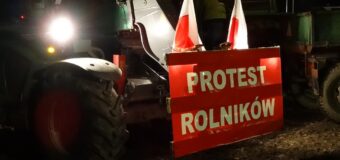Po tygodniu protestu w Dobrodzieniu, strajkujący rolnicy ruszyli na rozmowy do Opola