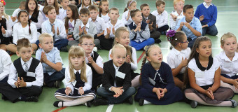 Rozpoczęcie roku szkolnego – Zespół Szkół nr 2 w Oleśnie