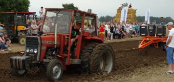 Tractor Pulling w Jastrzygowicach, czyli tłumy podziwiają rywalizację traktorów