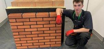 Oleski uczeń trzeci w Polsce w turnieju budowlanym “Złota Kielnia”
