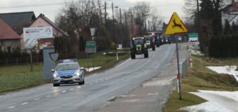 Dziesiątki ciągników na drogach powiatu. Strajk rolników!